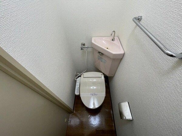 トイレ(トイレです。ウォシュレット付を探している方、おすすめです。)