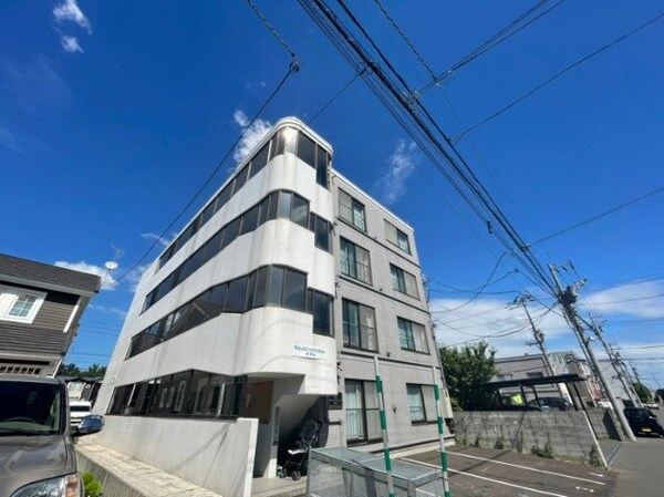 建物外観(札幌市北区新琴似十一条「ビッグバーンズマンション新琴似」)