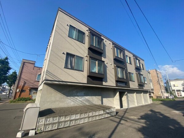 建物外観(札幌市北区北26条西「モンテN26」)