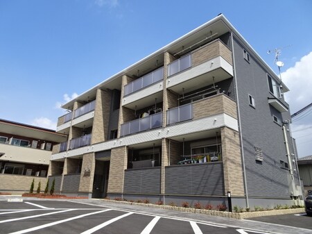 プログレスⅦ番館西屋敷外観写真