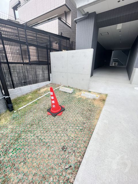 ザガーネットミレニアムキョウト九条烏丸
