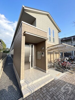 アグレアブル外観写真
