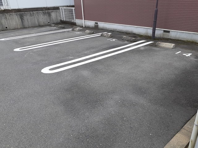 セントレア小野　B