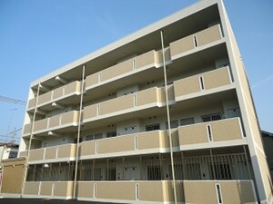 ラルジュ西金ヶ崎外観写真