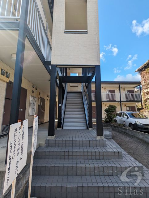 レオパレス塚修