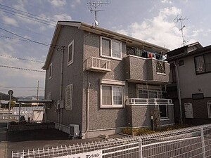 シャン・ド・フルールかも川外観写真