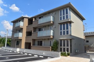 くおん嵯峨　東棟外観写真