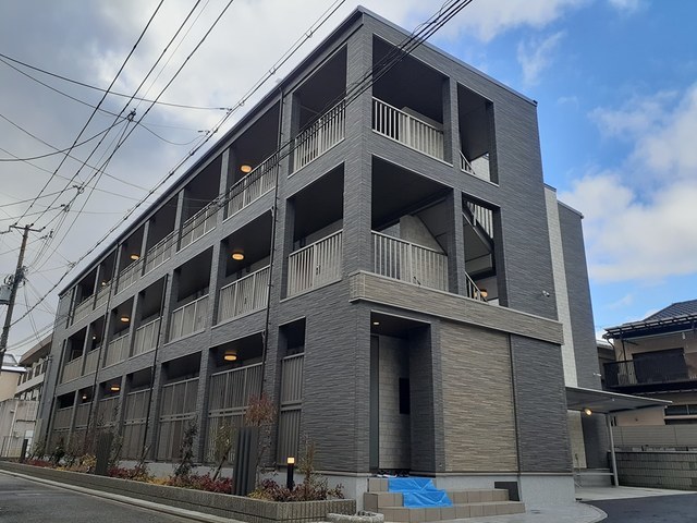 ヴァロ伏見稲荷