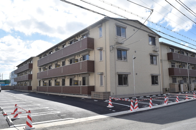 カーサ　ルミノサ　トレ