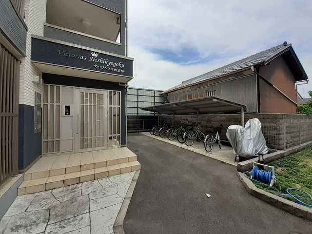 ヴィクトリアス西京極