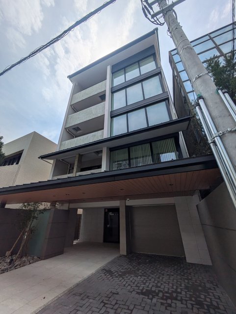 THE　RESIDENCE文化庁前