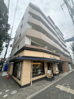 アート衣笠外観写真