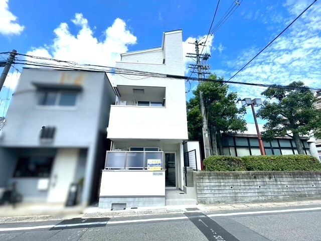 プルミエール椥辻