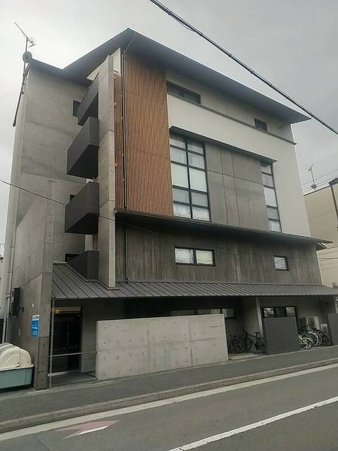 クリプトメリア京都六条