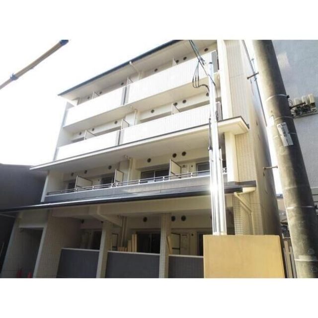 Y's house