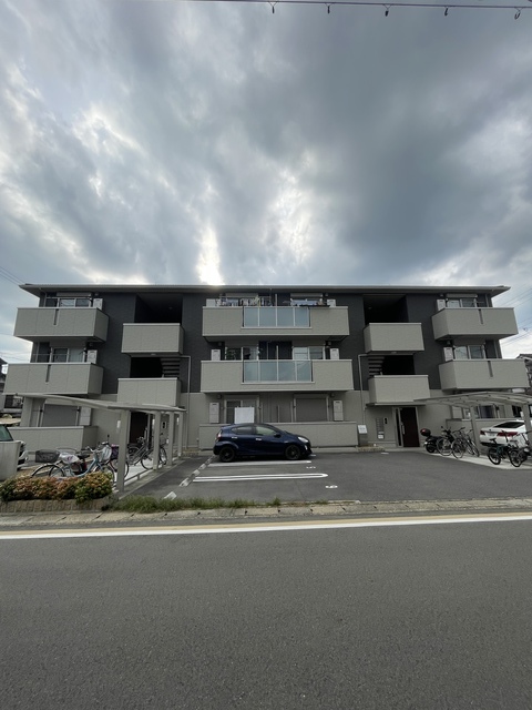 シャルールプラス