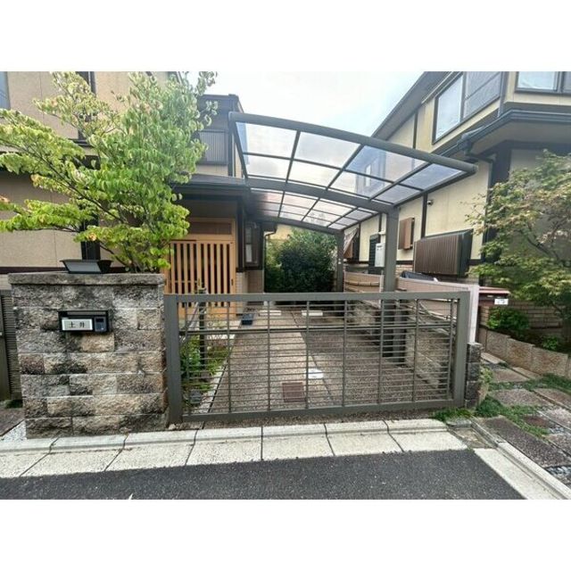 龍安寺衣笠貸家