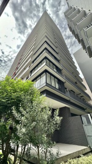 ロジュマンタワー梅田外観写真