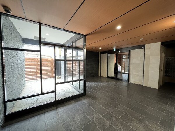 ロビー・ラウンジ