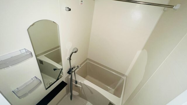 物件内観写真10　(落ち着いた空間のお風呂です)