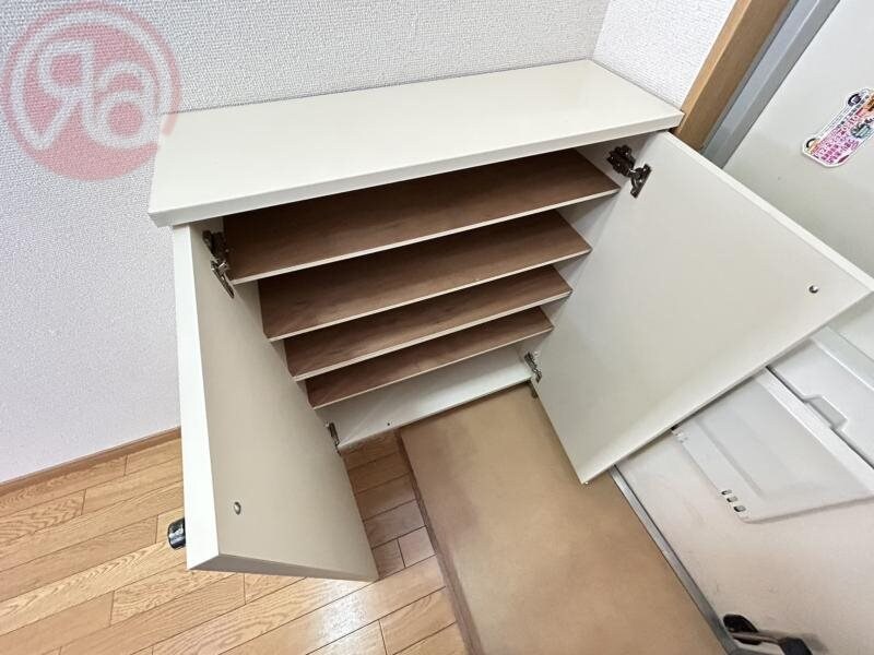 物件内観写真20　(収納のためのスペースです)