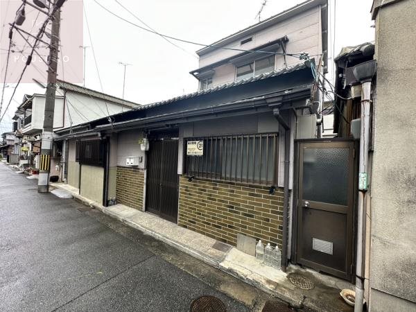 亀井町貸家