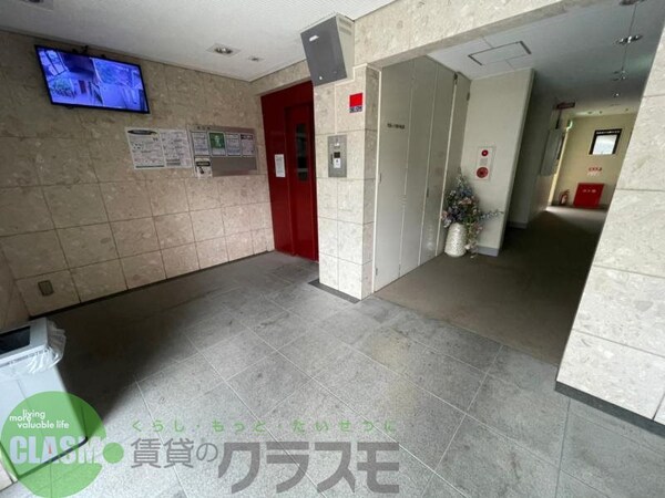 ロビー・ラウンジ(建物の内部です)