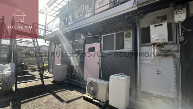 物件外観写真1　(建物外観を気になさる方へ、見た目の良い物件です)