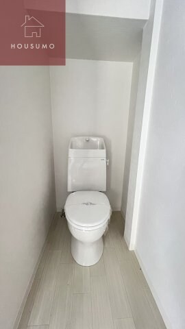 物件内観写真7　(シンプルで使いやすいトイレです)