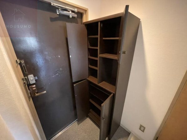 収納(たっぷりとした収納スペースです)