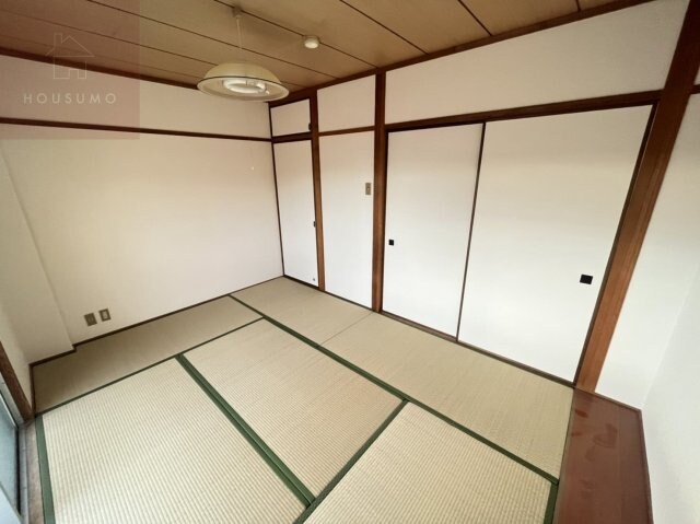物件内観写真21　(ゆったりした子供部屋です)