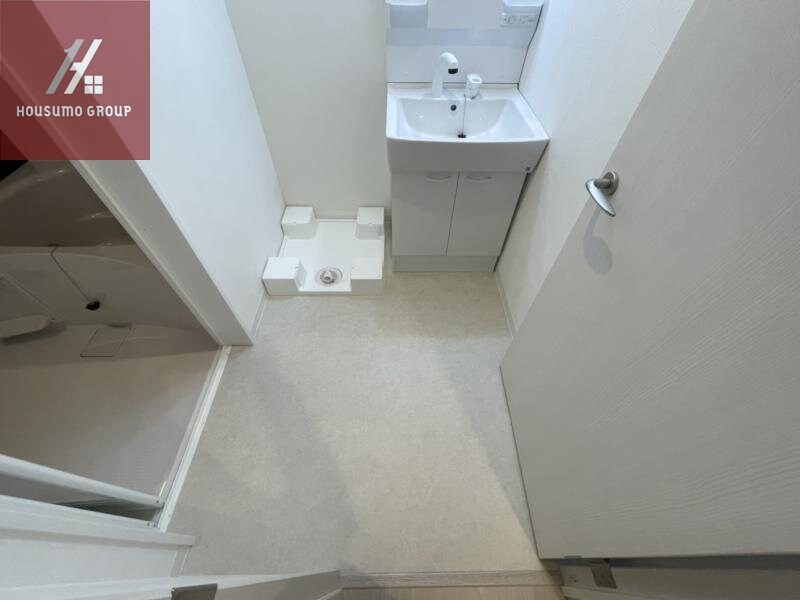 物件内観写真24　(コンパクトで使いやすい洗面所)