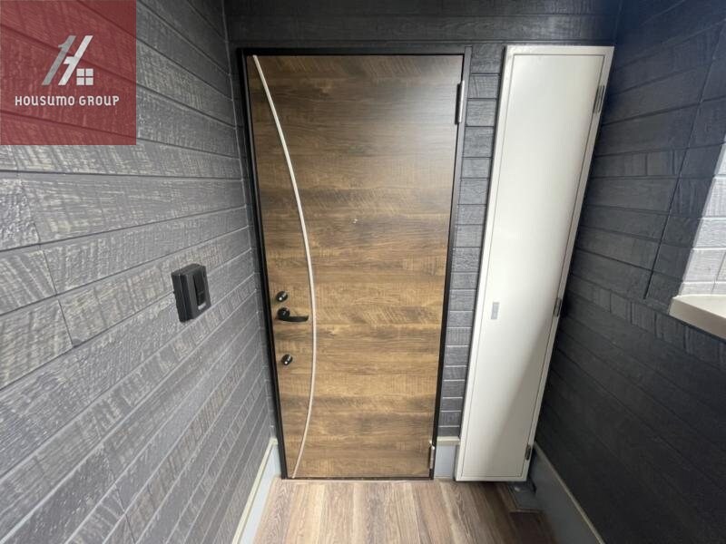 物件内観写真25　(きれいな玄関です)