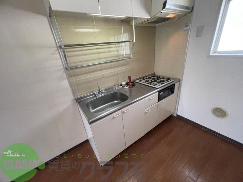 物件内観写真26　(コンパクトなキッチンで掃除もラクラク)