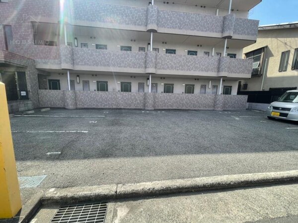 駐車場(駐車場があります)