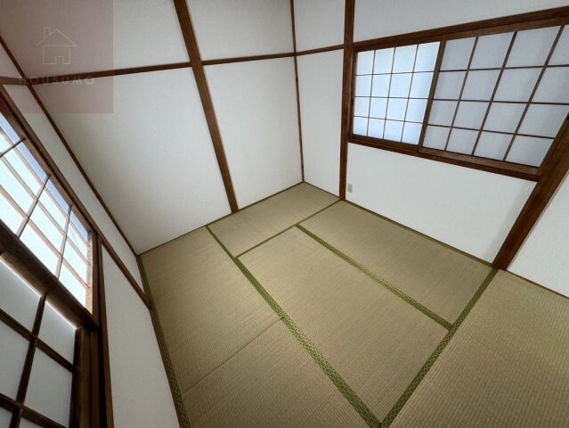 物件内観写真23　(来客時にも便利な和室付き)