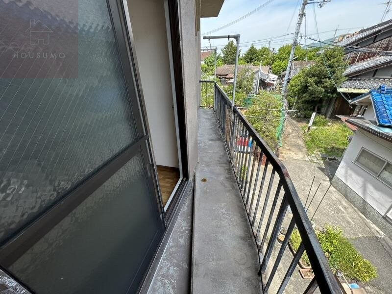 物件内観写真12　(外からの目が気にならないバルコニーで洗濯物が干せます)