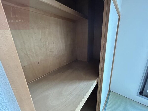 収納(こまごまとしたものを収納できそうですね)