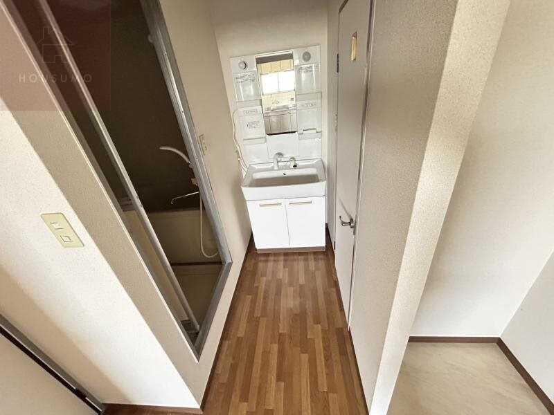 物件内観写真28　(使いやすい洗面所です)