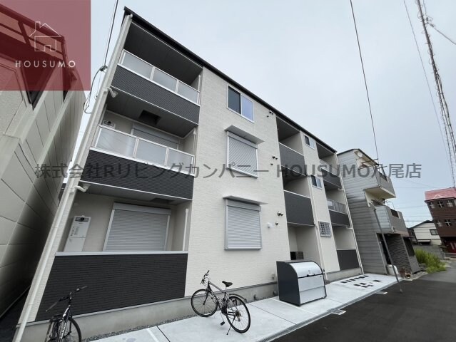 物件外観写真3　(建物外観を気になさる方へ、見た目の良い物件です)