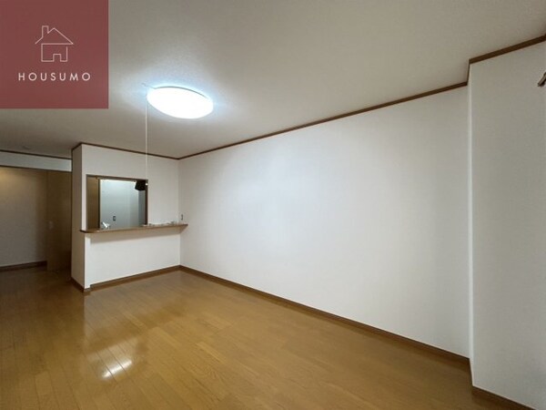 居室(ゆったり過ごせるリビングです)