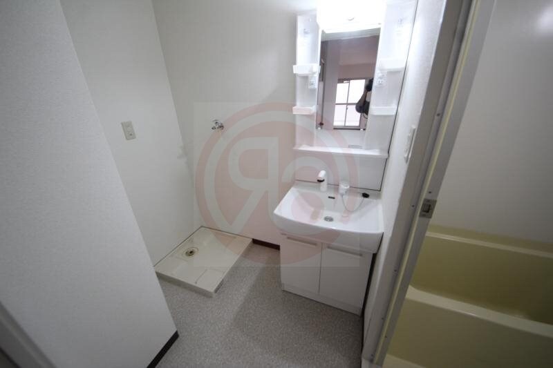 物件内観写真18　(忙しい朝には欠かせない洗面所です)