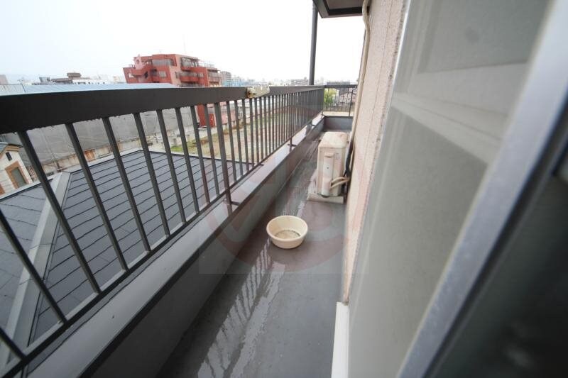 物件内観写真20　(広々とした洋室です)