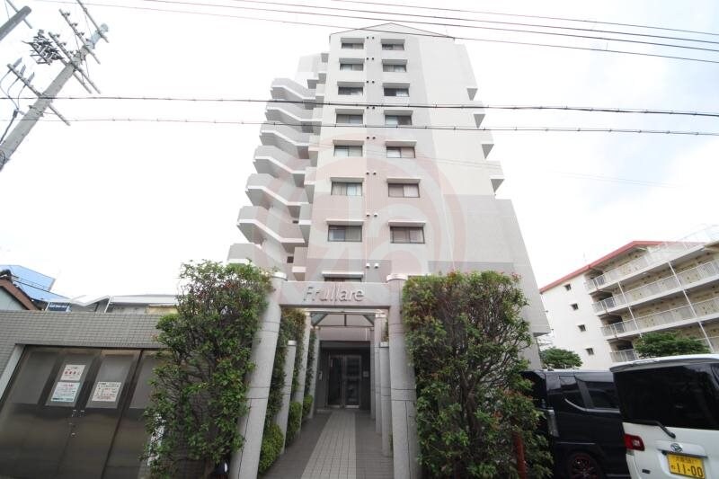 物件外観写真1　(外観もきれいです)