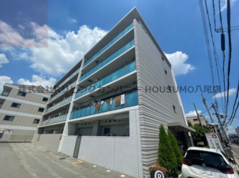 物件外観写真1　(外観もきれいです)