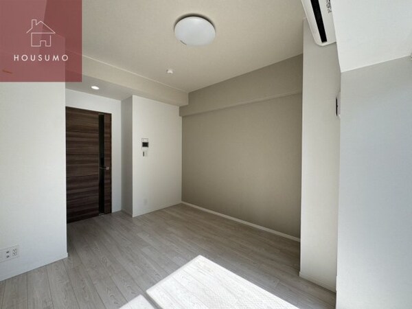 寝室(使い勝手のいい寝室です)