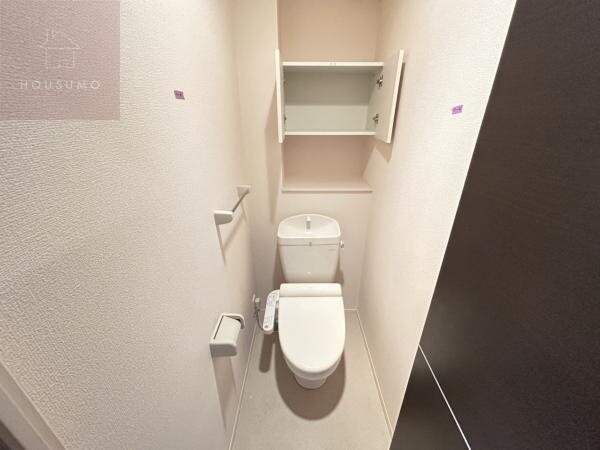 トイレ(コンパクトで使いやすいトイレです)