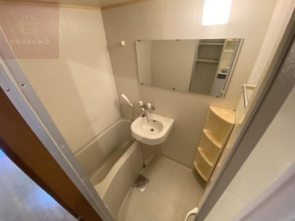 物件内観写真7　(お風呂です)