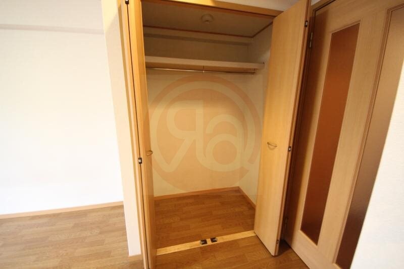 物件内観写真26　(収納豊富です)