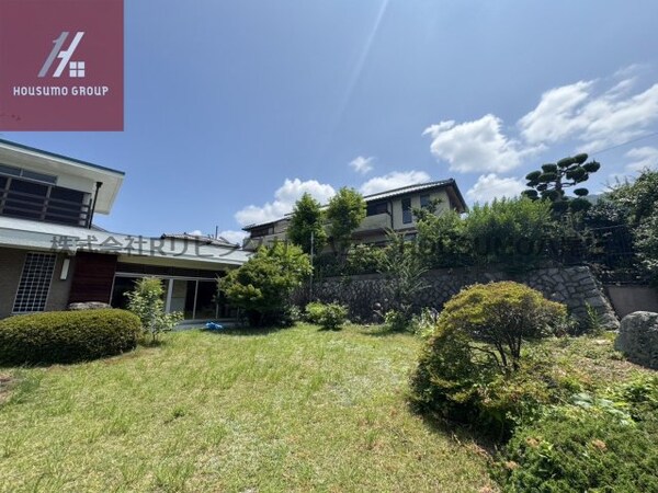 庭(お庭で自由な時間を過ごせます)